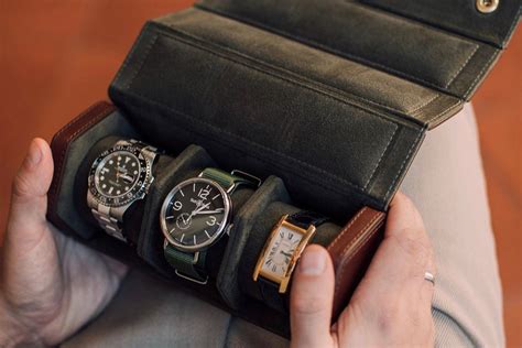 Traveling with multiple watches: carry